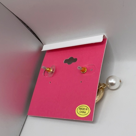 Isaac Mizrahi Gold and Black Pearl Earrings - Picture 2 of 2